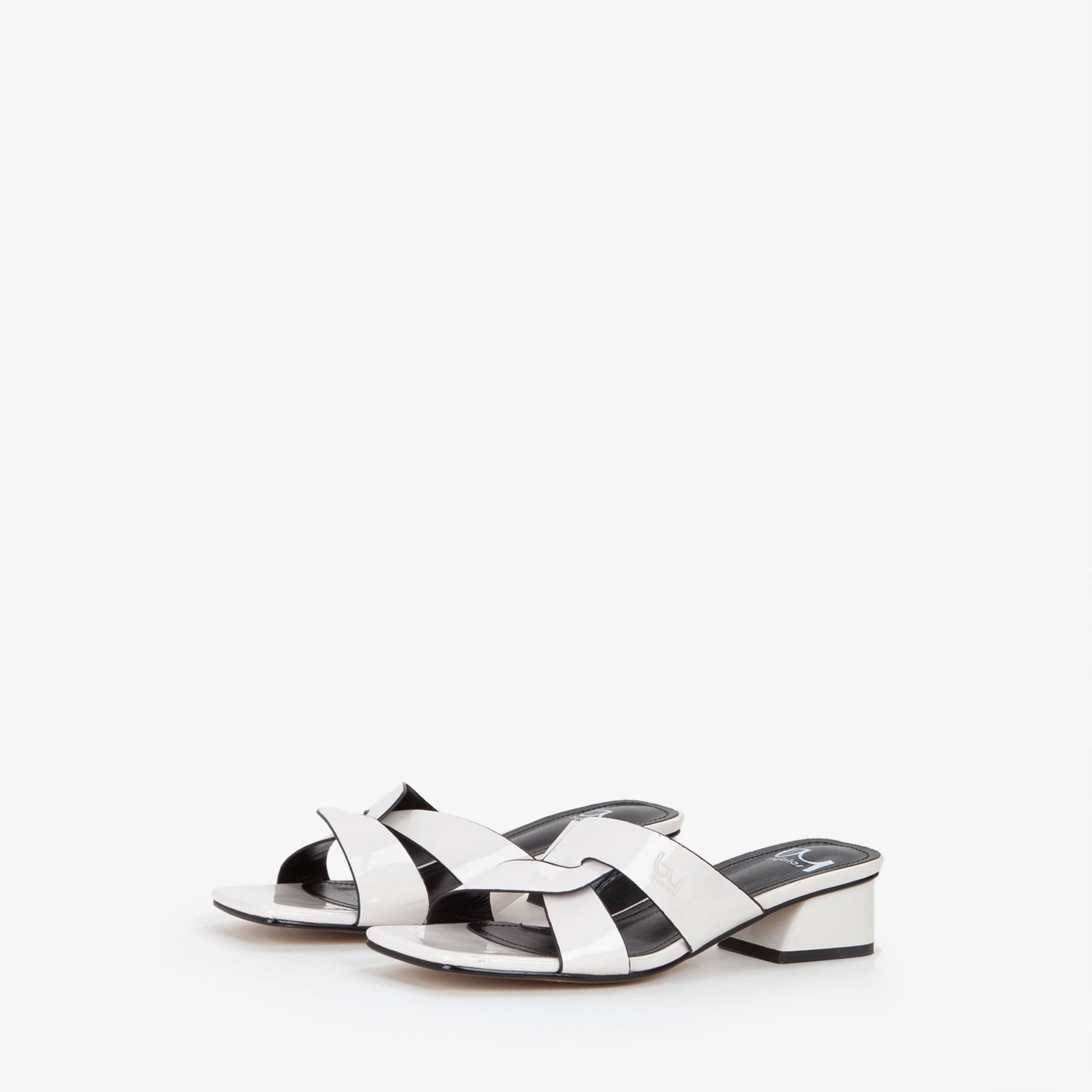 MIRIAM SANDALS